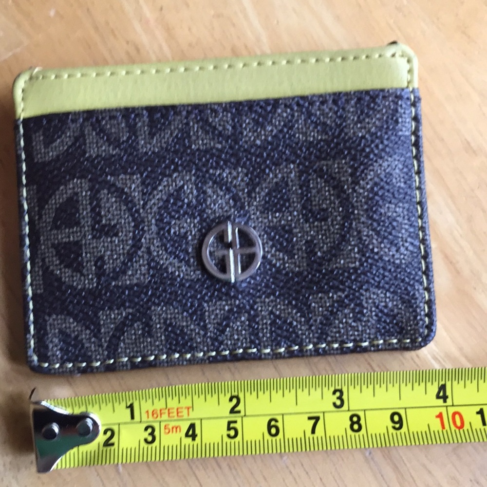 Gianni Bini card holder